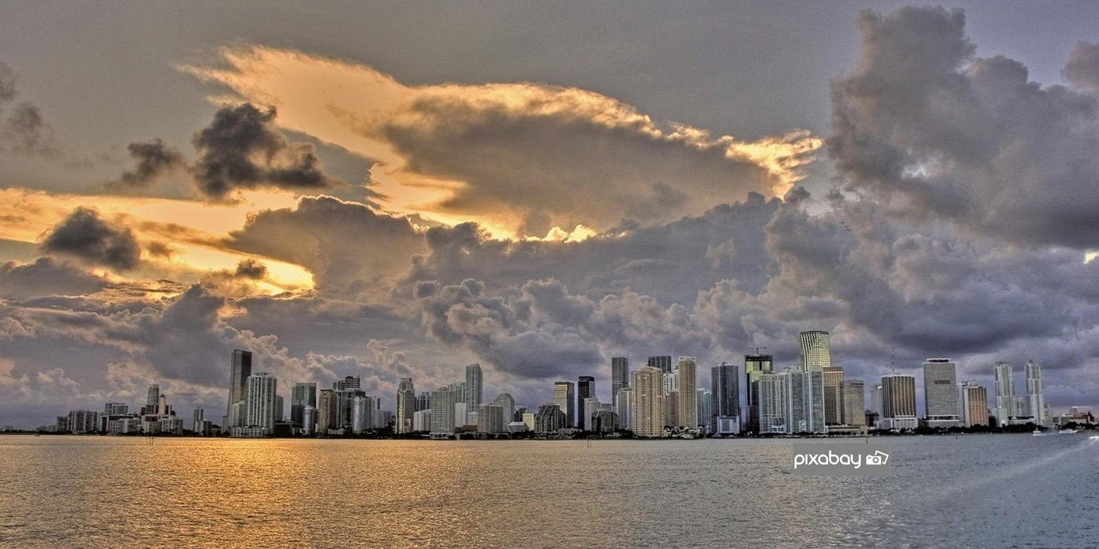 Cómo ganar para comprar una casa de 500 mil en Florida